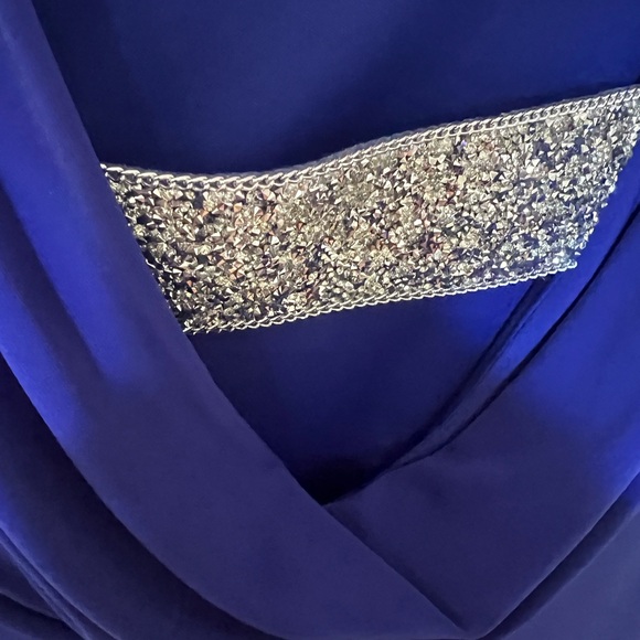 Women’s dress - Picture 5 of 5